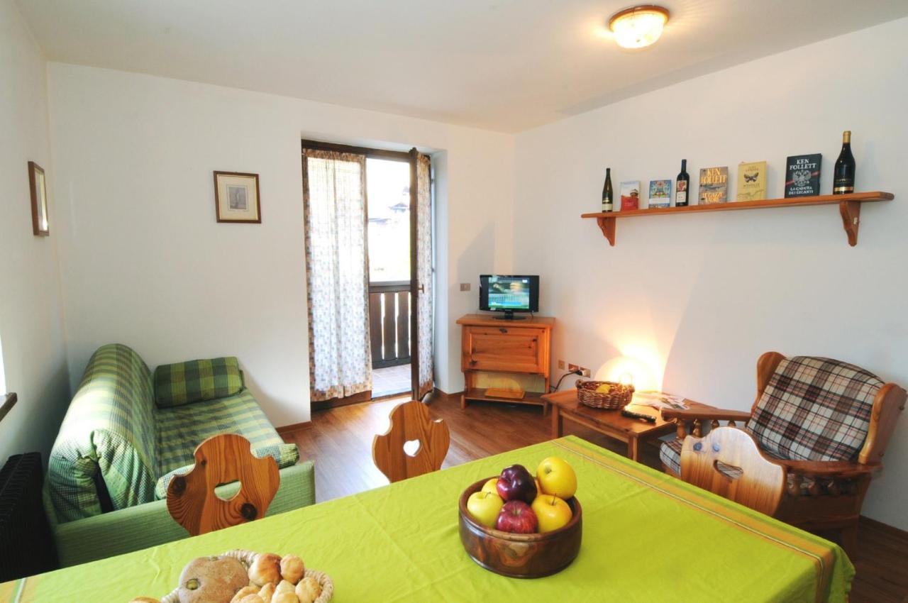 Casa Molini Appartement Malè Buitenkant foto