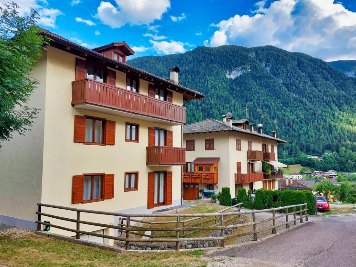 Casa Molini Appartement Malè Buitenkant foto